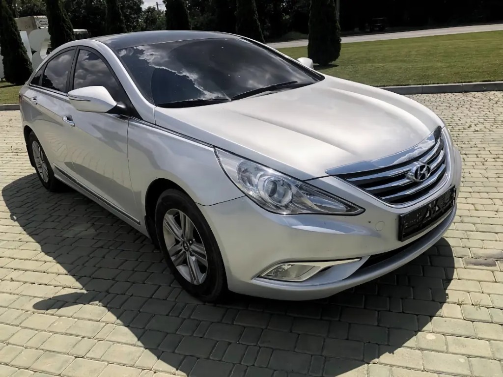 Hyundai Sonata YF LPi, 2013 — аренда авто в Одессе